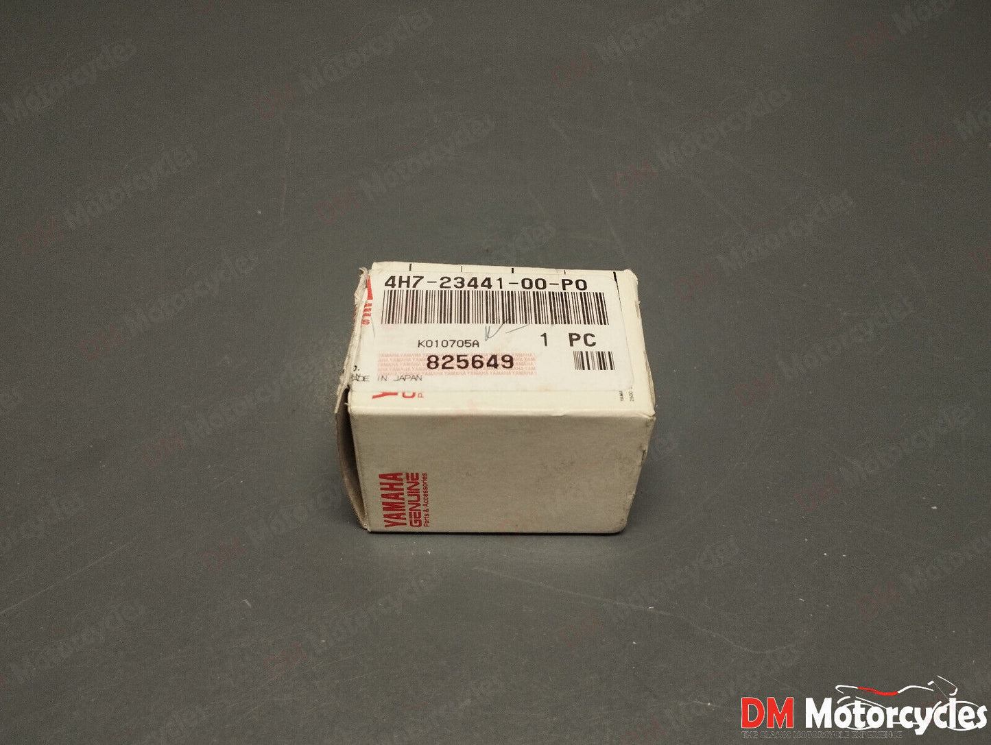 Yamaha genuine new tdm 850 fzs 600 upper handle holder pn 4h7-23441-00-p0
