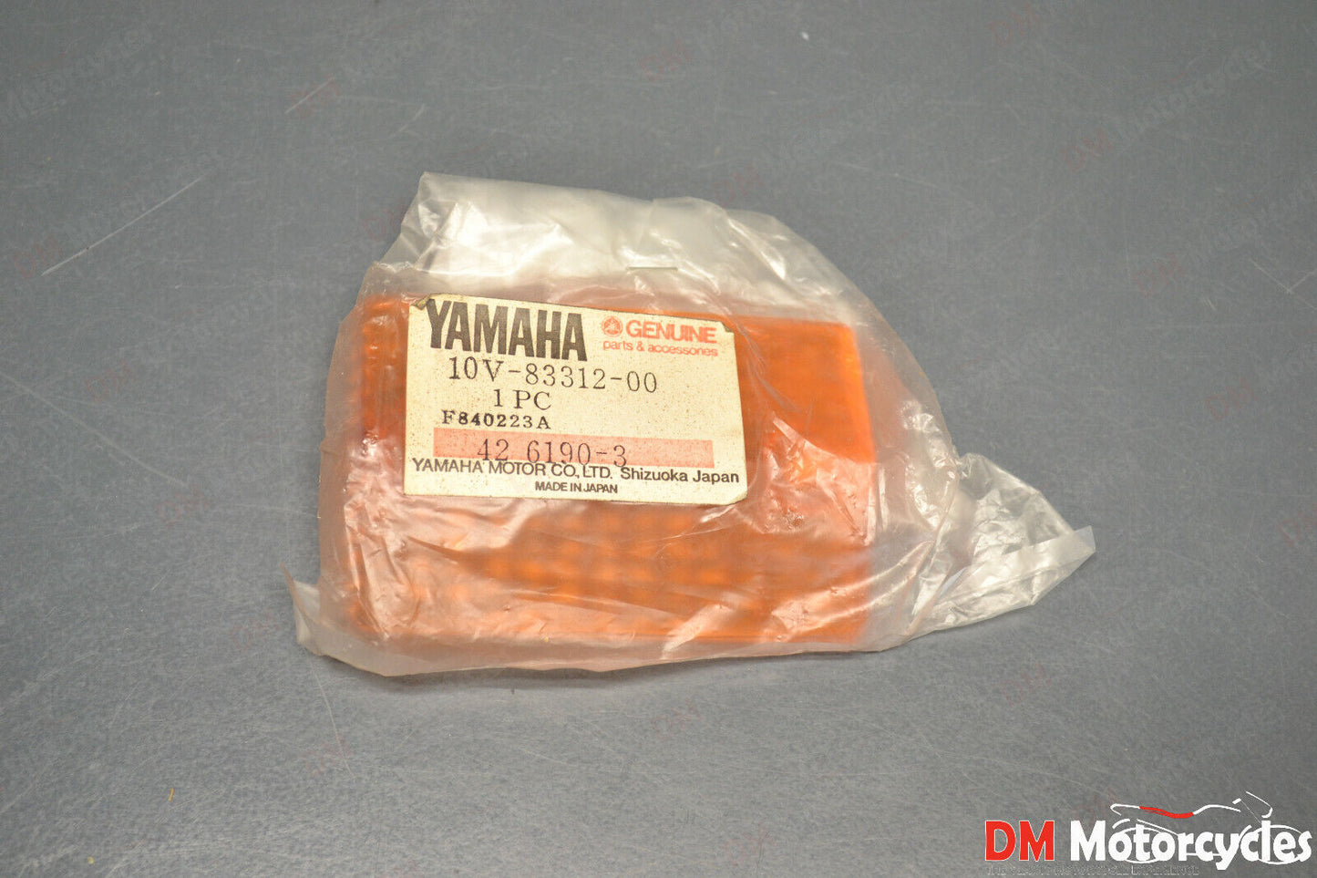 Yamaha genuine nos rd500 rd 125 rd350 dt 80 turn signal lens pn 10v-83312-00