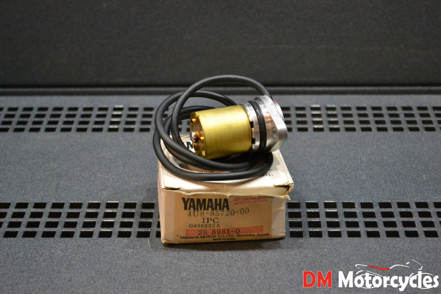 Yamaha genuine nos xj550 fj600 fz600 yx600 riva oil level gauge pn 4u8-85720-00