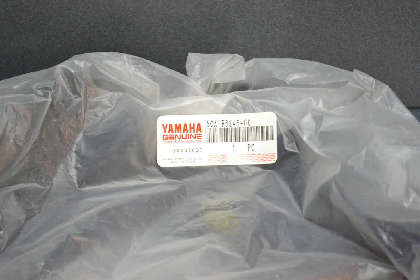 Yamaha genuine new yp 125 majesty 125 1998 handlebar cover pn 5ca-f6145-00