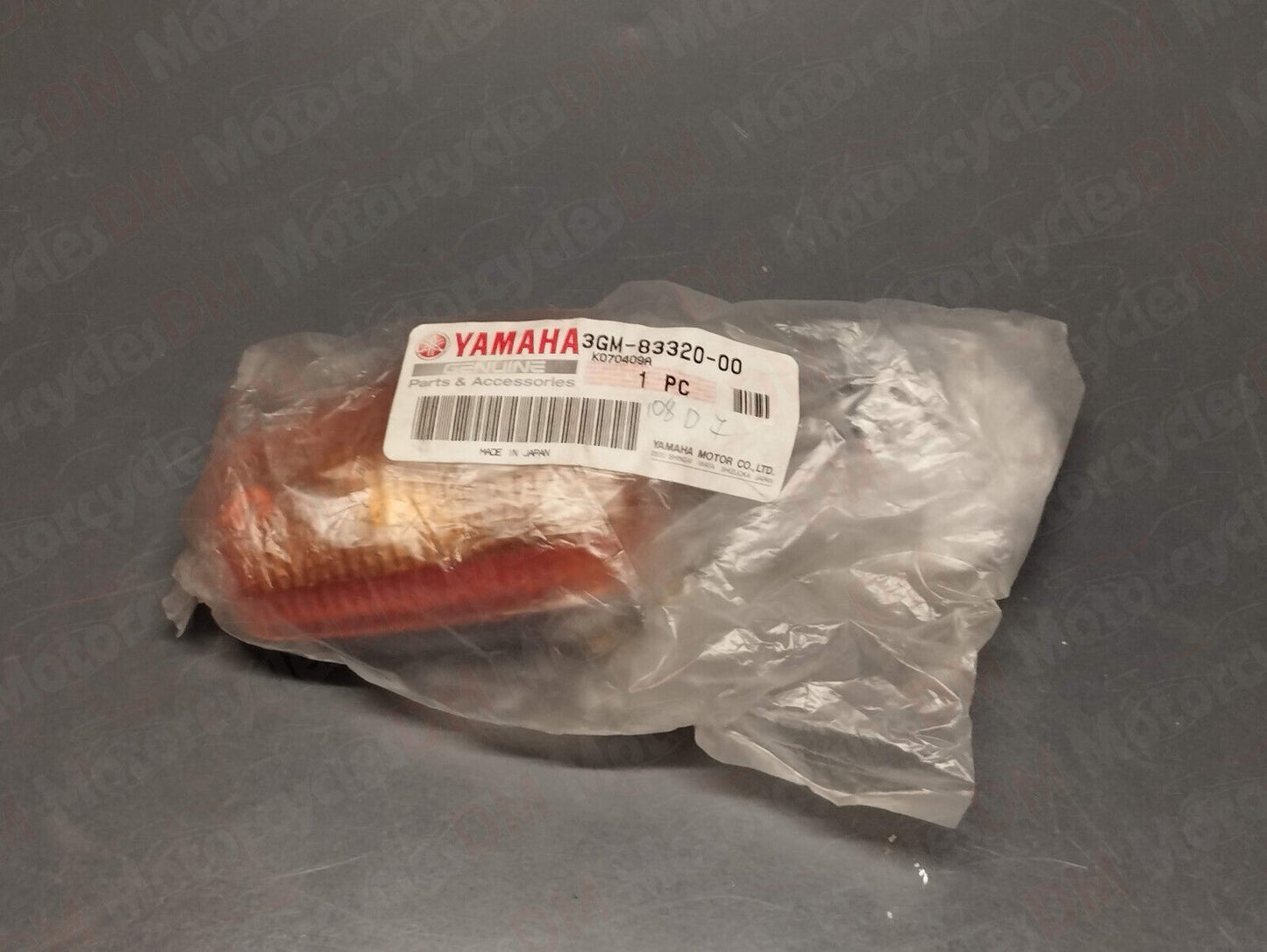 Yamaha oem fzr 1000 400 xj 900 600 400 tdm right front turn signal 3gm-83320-00