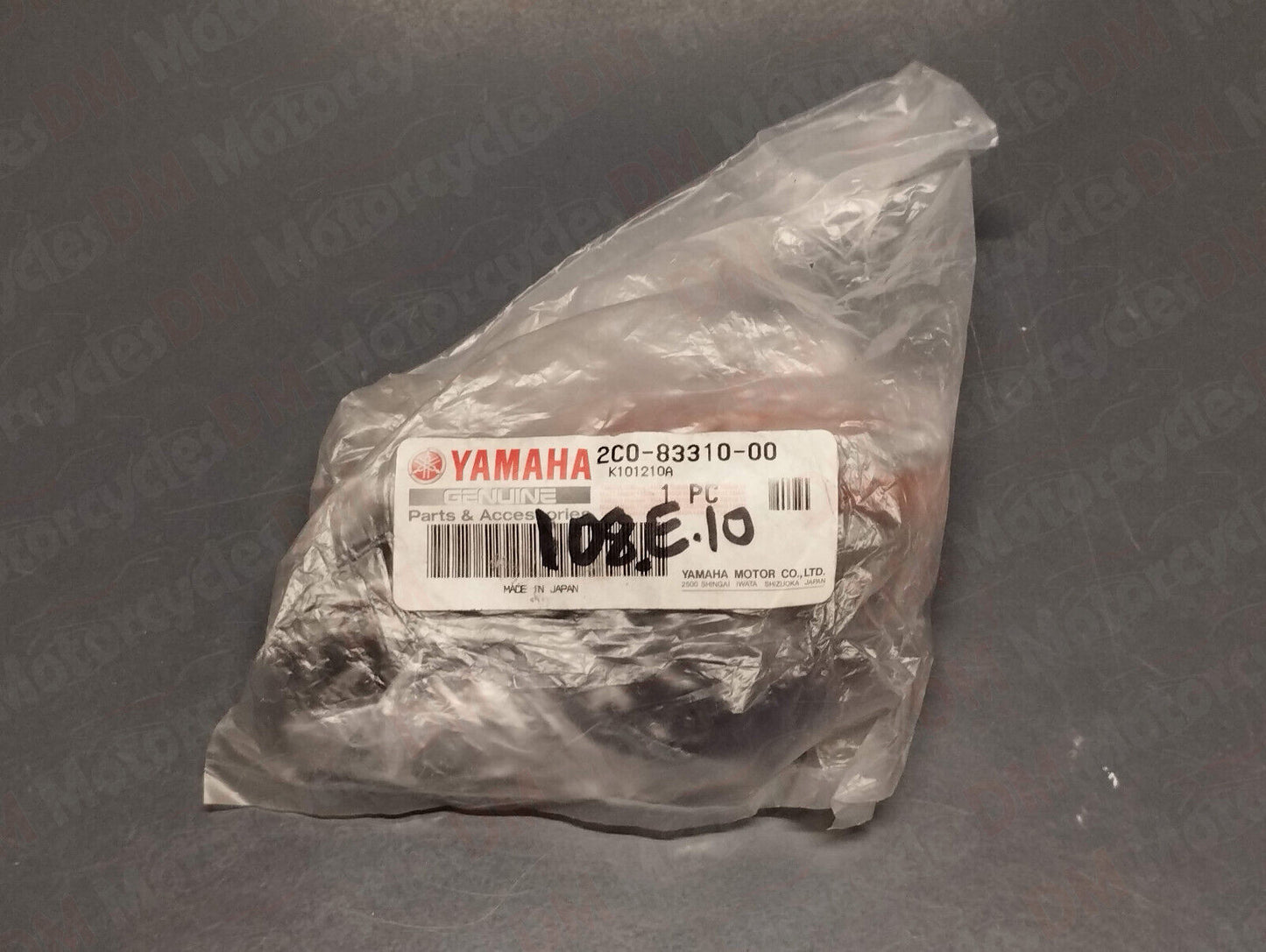Yamaha new oem yzf r1 2007-11 yzf r6 2006-13 left front turn signal 2c0-83310-00