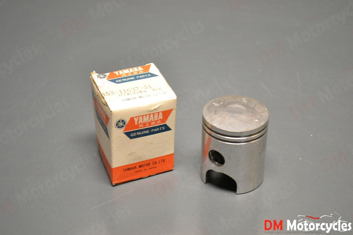 Yamaha genuine nos piston pn 353-11637-51