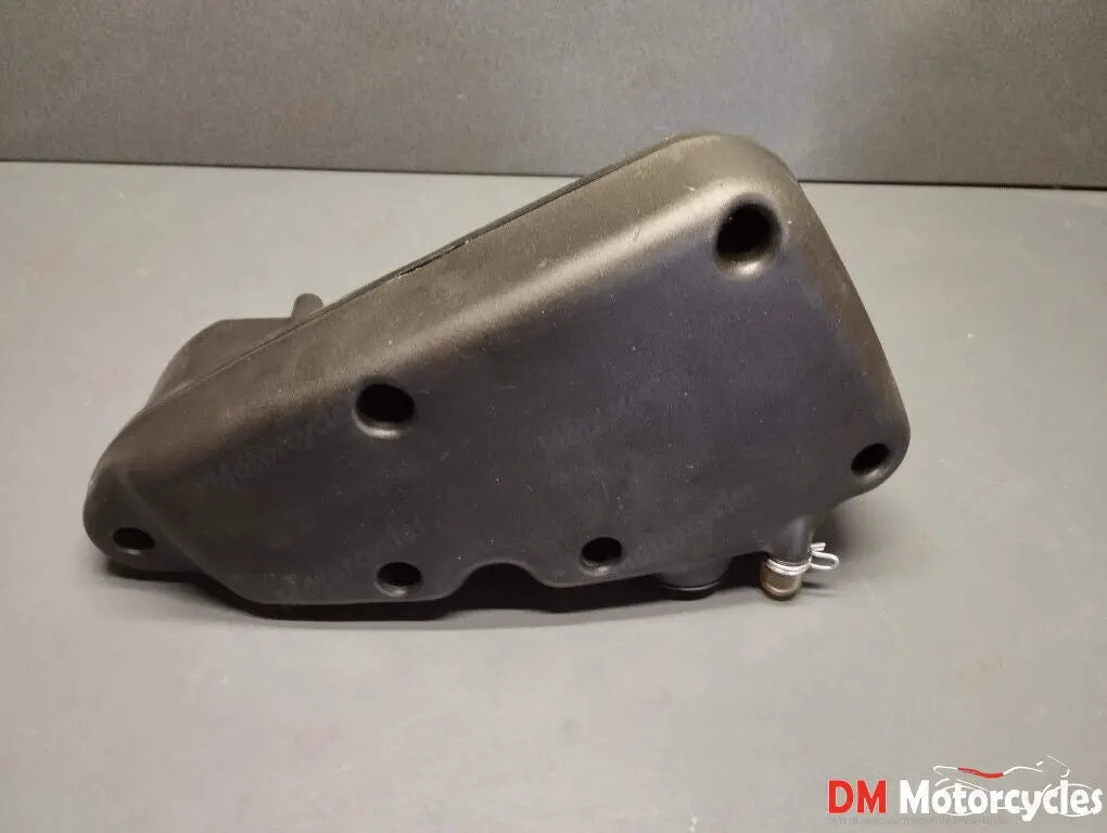 Piaggio genuine new lx s lvx 125 150 air filter housing pn 877439