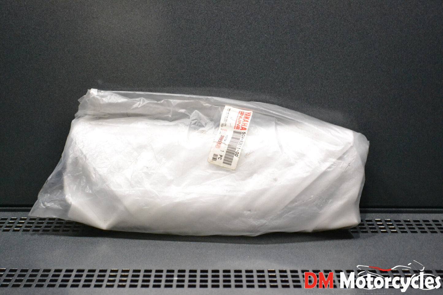 Yamaha genuine yp 250 majesty 250 gauge speedometer lens cover pn 5gm-83511-00
