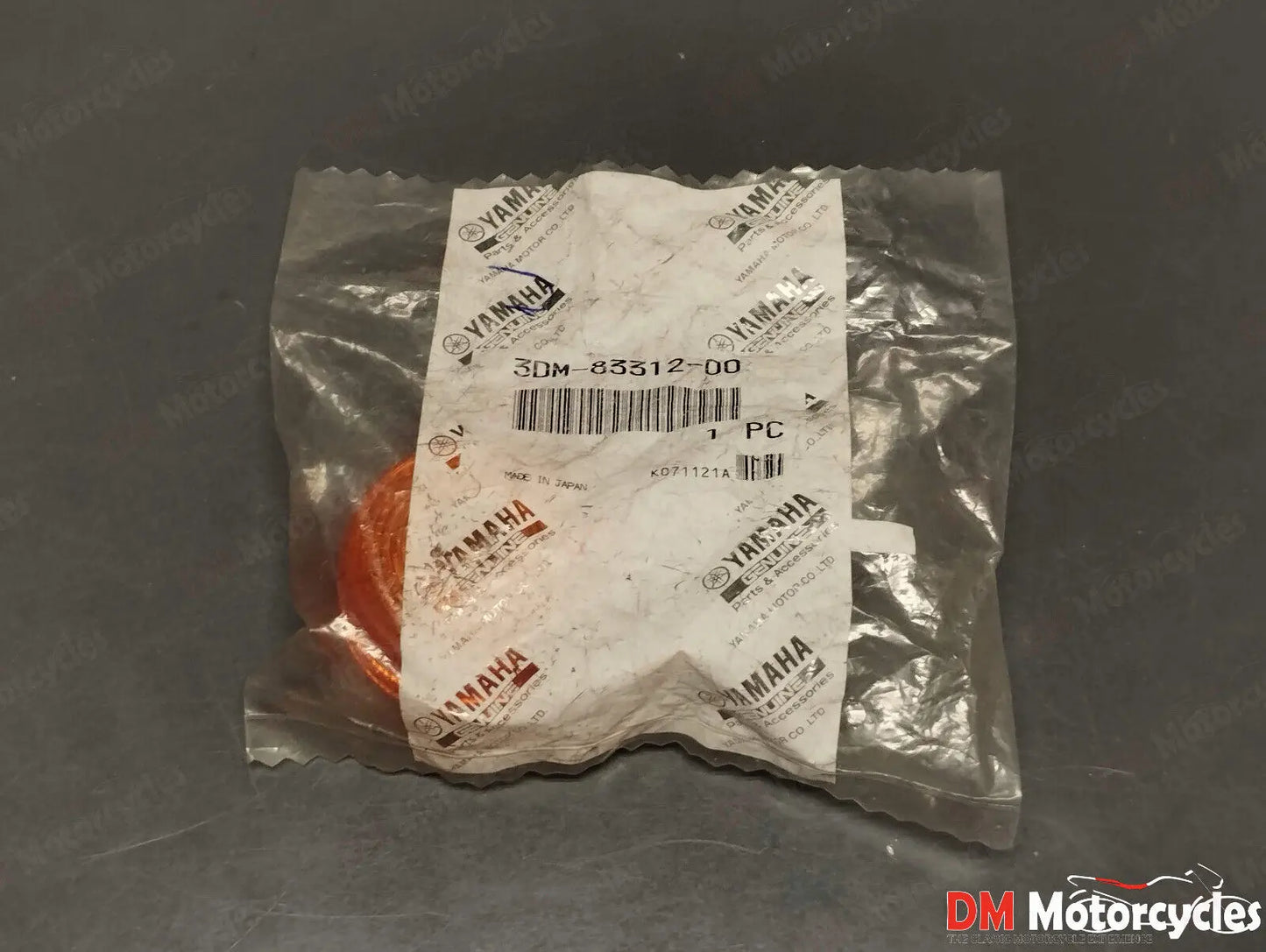 Yamaha genuine new drag star xvs 400 turn signal lens pn 3dm-83312-00
