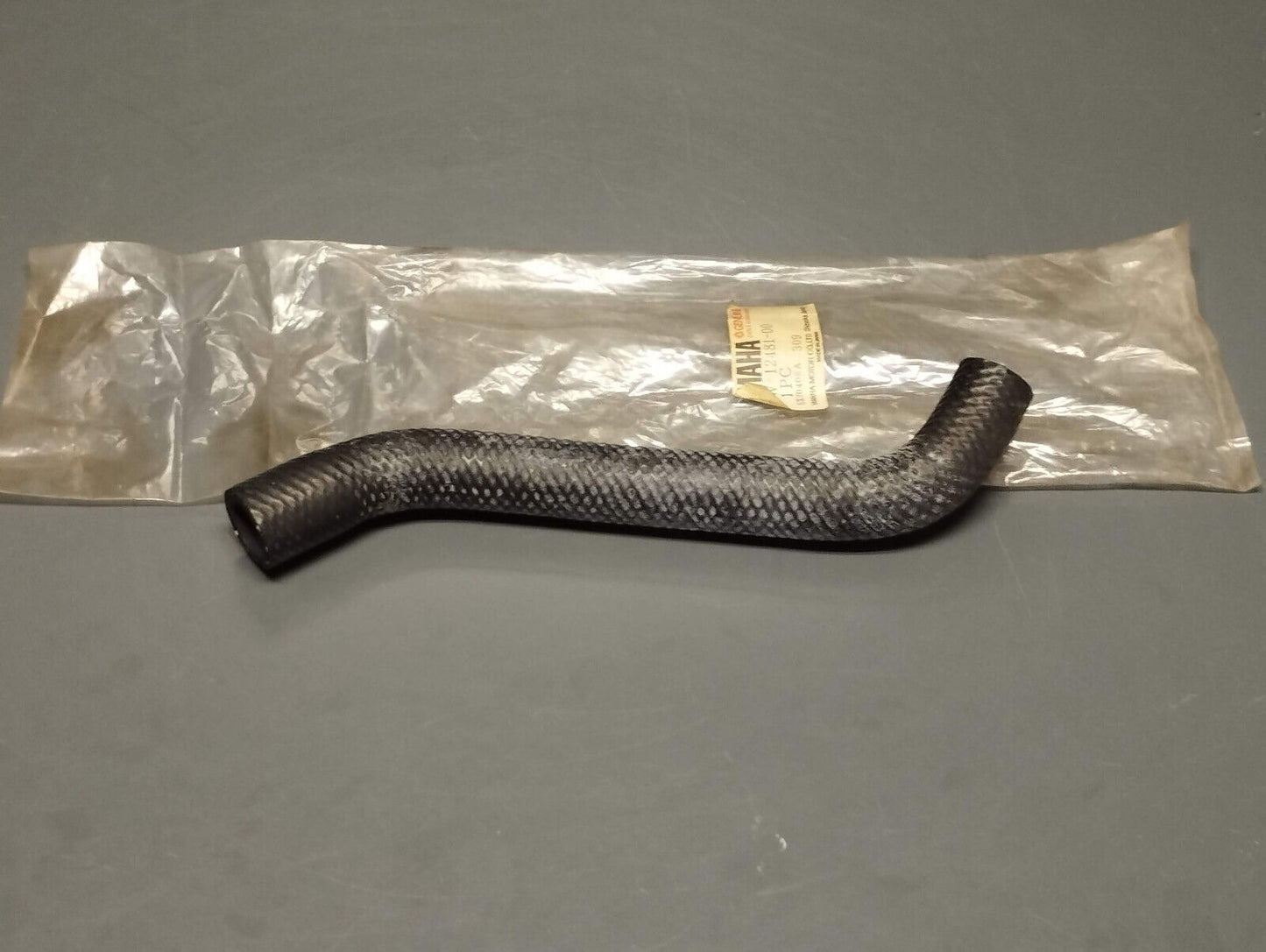 Yamaha genuine nos rd rz 125 radiator hose pn 10w-12481-00