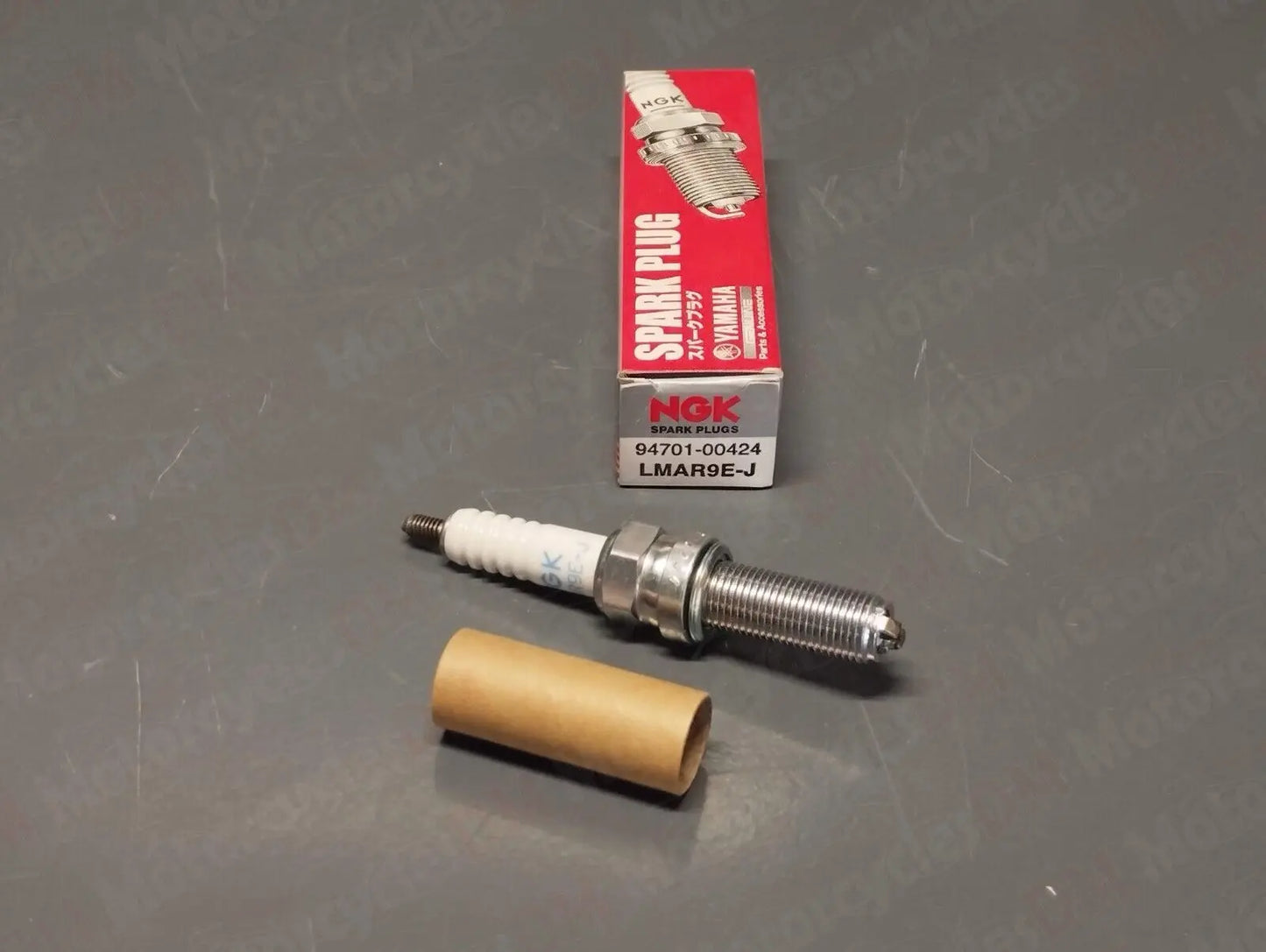 New NGK LMAR9E-J Spark Plug x1
