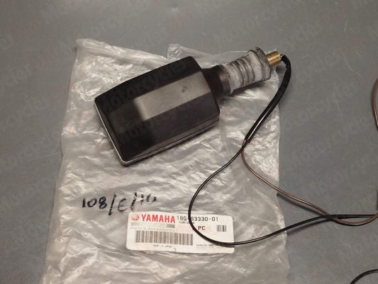 Yamaha genuine new dt 125 2005 left rear turn signal pn 18g-83330-01