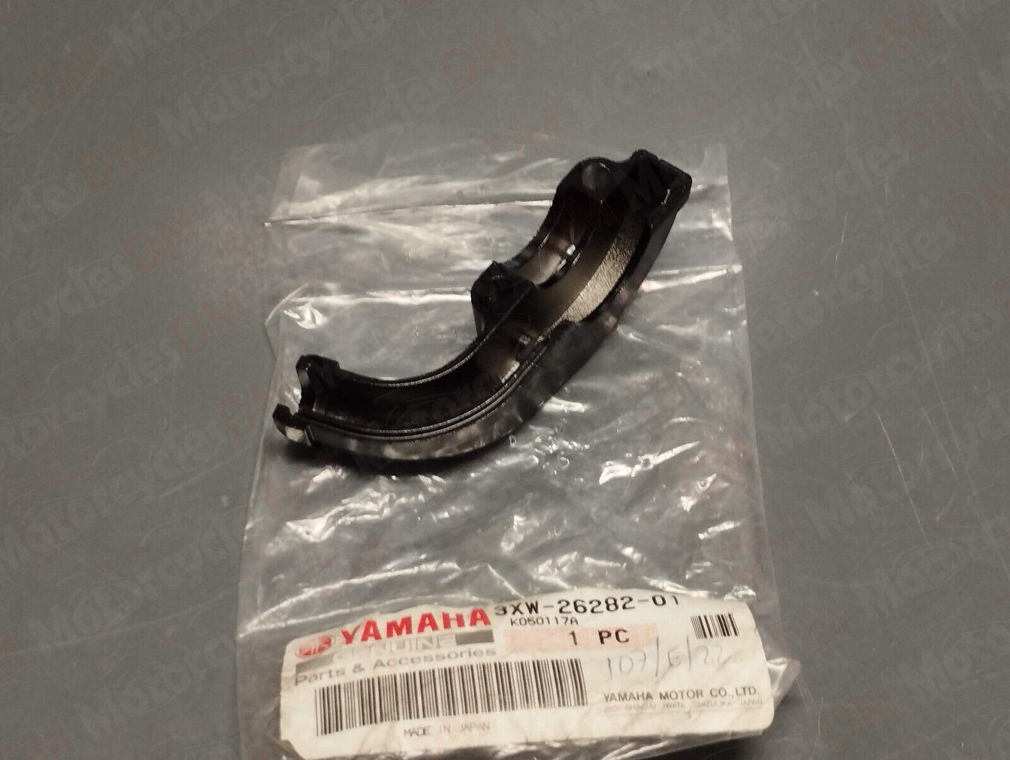 Yamaha oem xjr 1300 1200 400 yzf r1 yzf r6 xj 900 under grip cap 3xw-26282-01