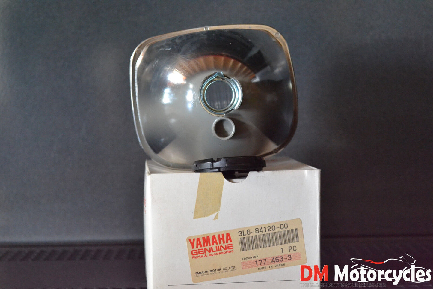 Yamaha genuine nos yt125 yt 125 1980 - 1985 headlight lens pn 3l6-84120-00