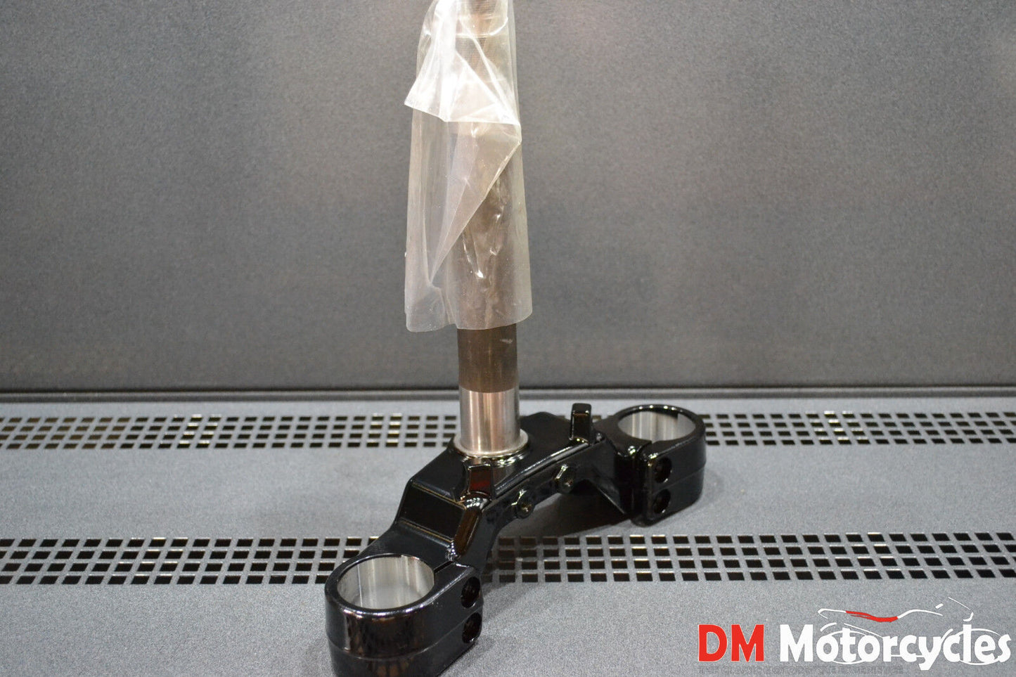 Yamaha genuine new tdm900 tdm 900 steering under bracket pn 5ps-23340-20