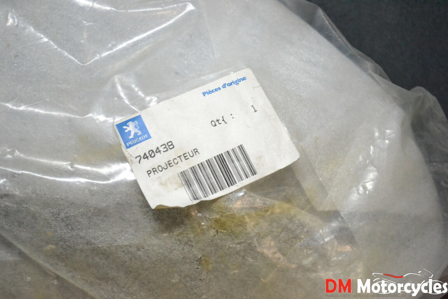 Peugeot genuine new vivacity 100 Head light pn 740438