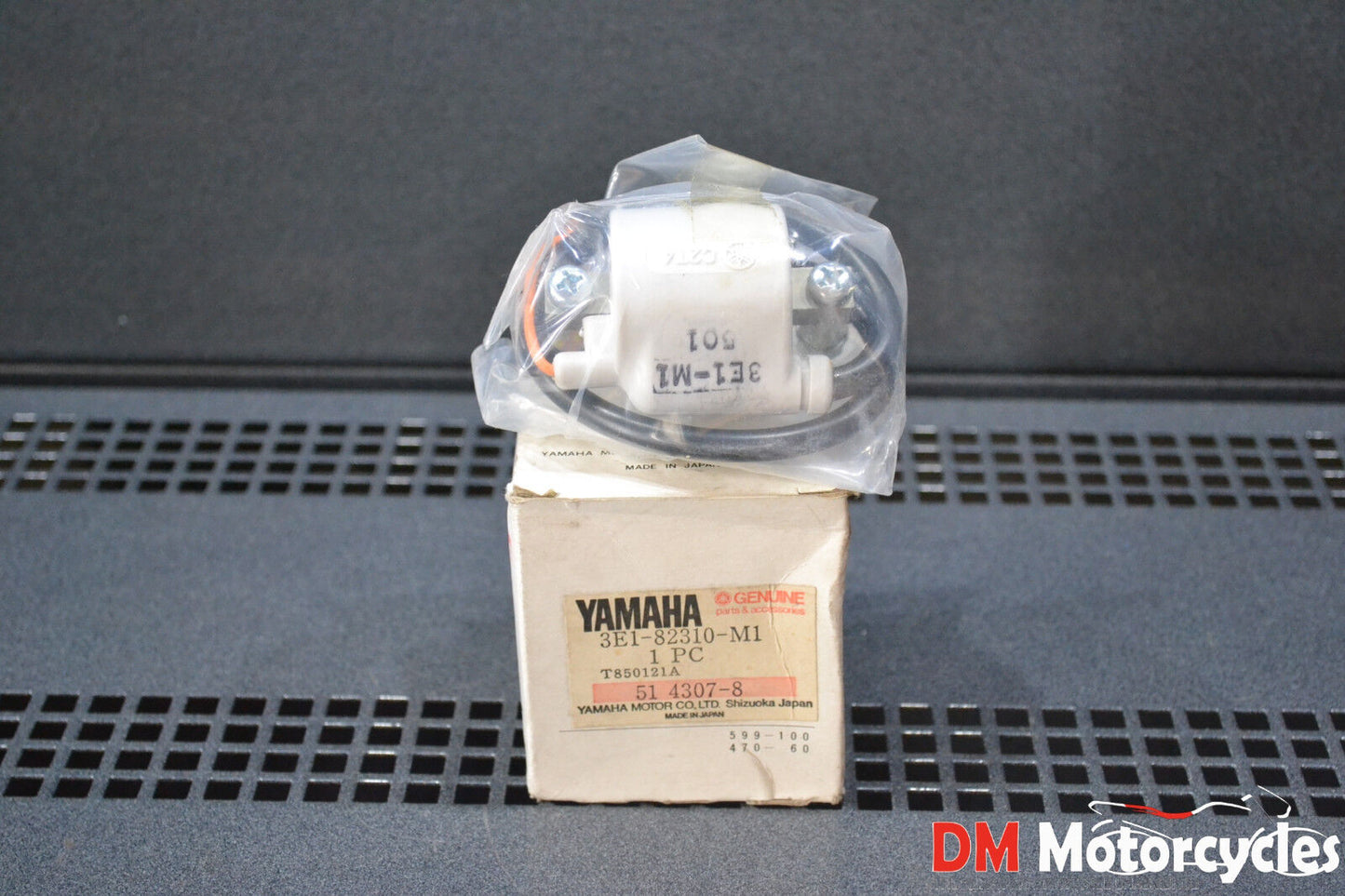 Yamaha genuine nos v50 v75 v80j v90t ignition coil pn 3e1-82310-m1
