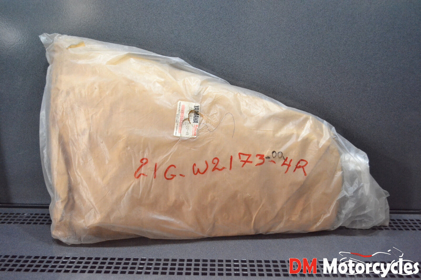 Yamaha genuine nos riva 50 ca 50 1983 - 1986 lh side cover pn 21g-w2173-00-4r