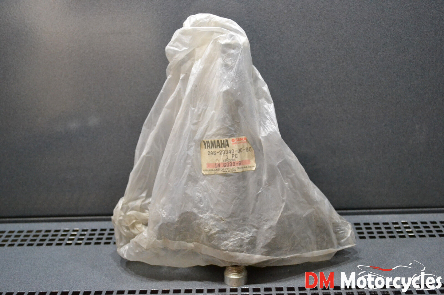 YAMAHA GENUINE NOS DT125 DT175 1978 UNDER BRACKET PN 2A6-23340-00-90