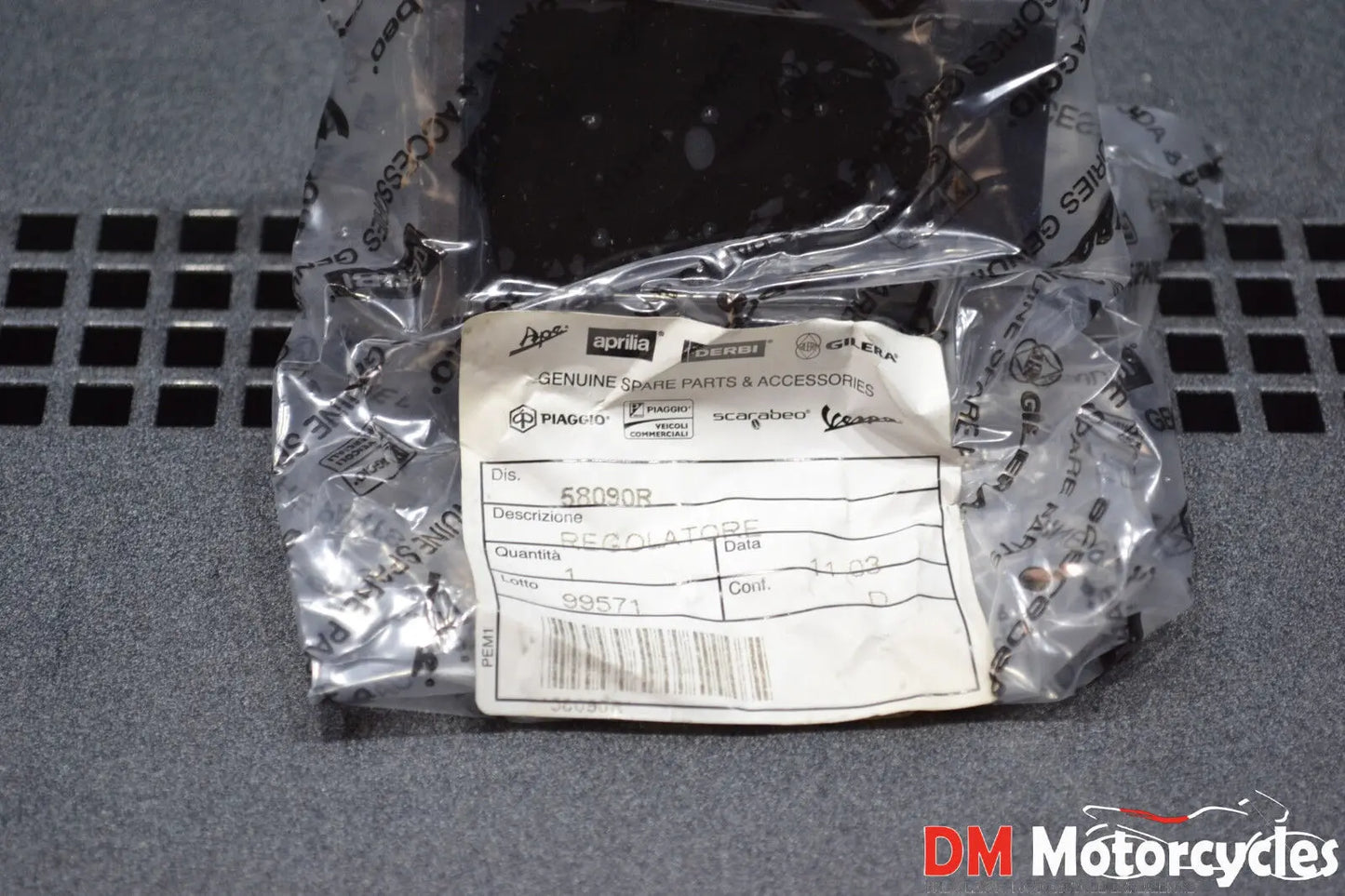 Piaggio genuine new vespa et4 lx lxv s gt gtl leader 125 200 rectifier pn 58090r