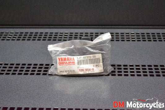 Yamaha genuine new xs750 sr500 virago 750 1100 plug cap pn 1j7-82370-00