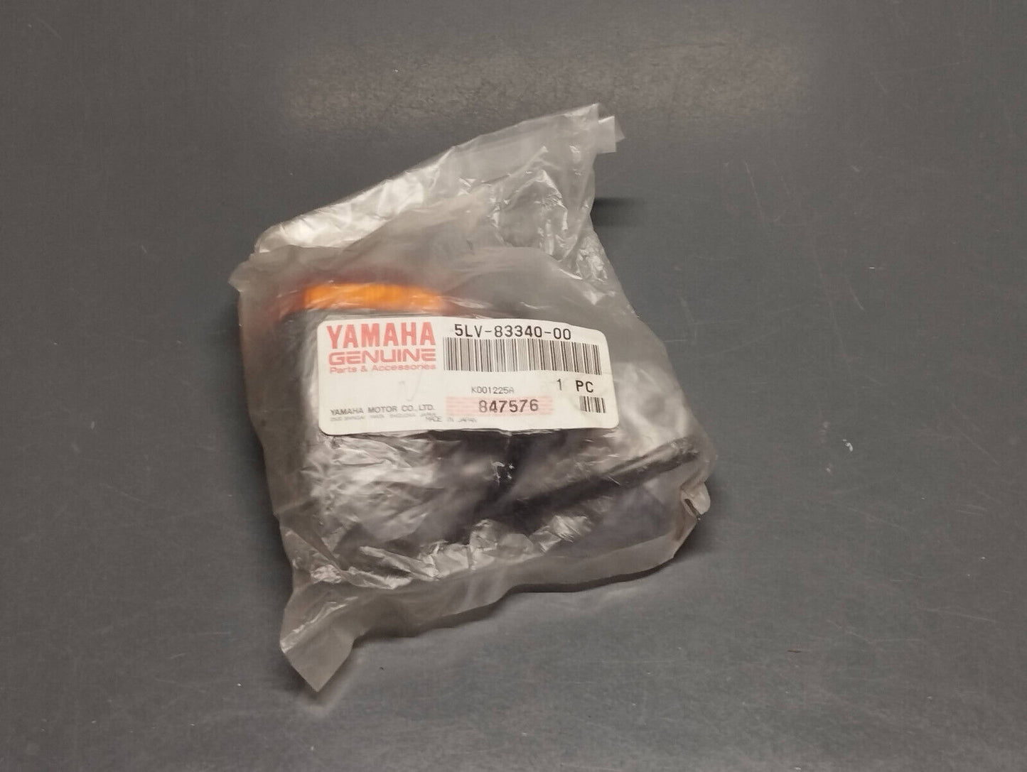 Yamaha genuine new fzs 1000 fazer 2001-05 right rear turn signal pn 5lv-83340-00