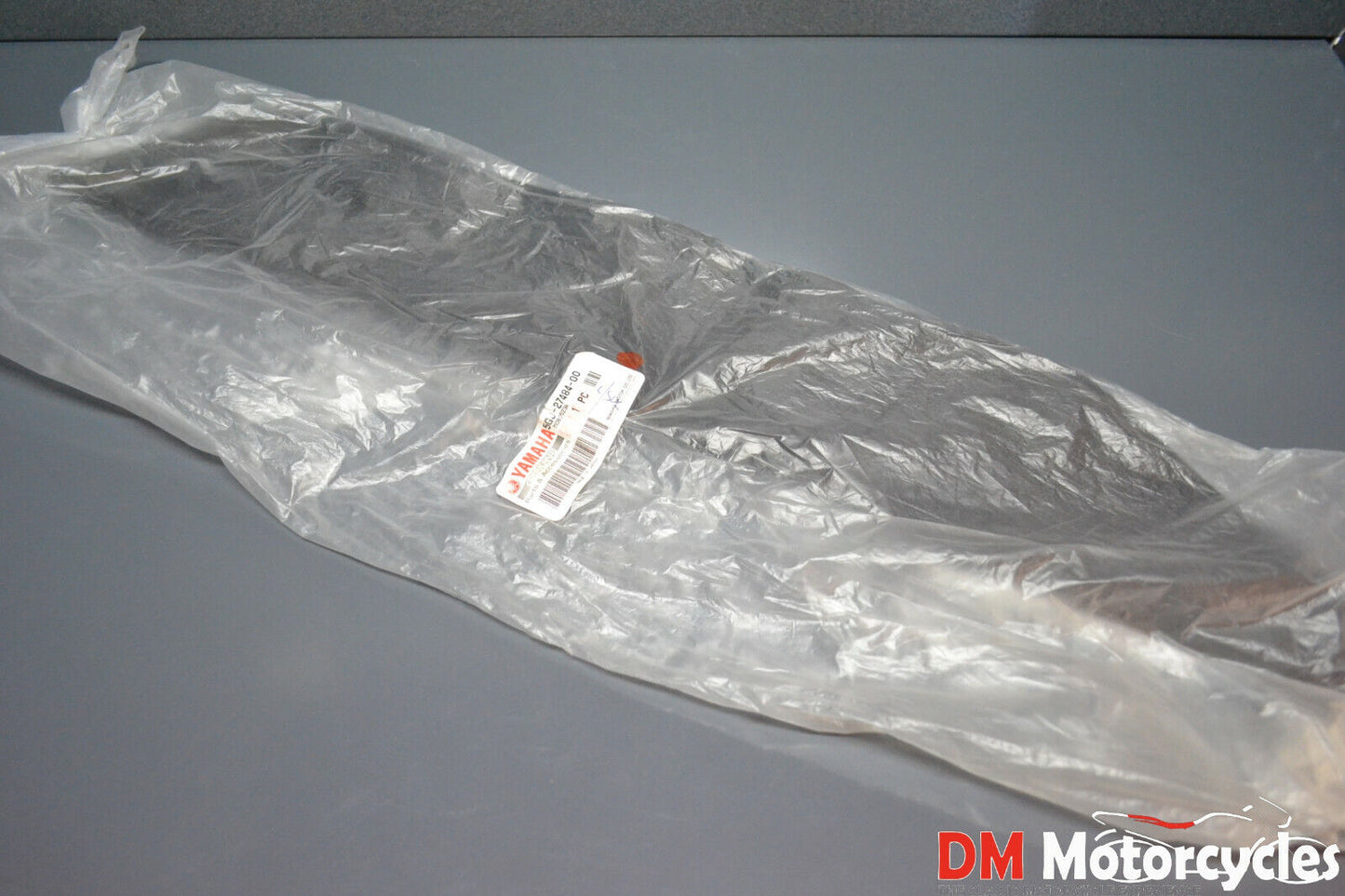 Yamaha genuine new xp500 tmax 500 02 - 07 rh floor foot mat pn 5gj-27484-00