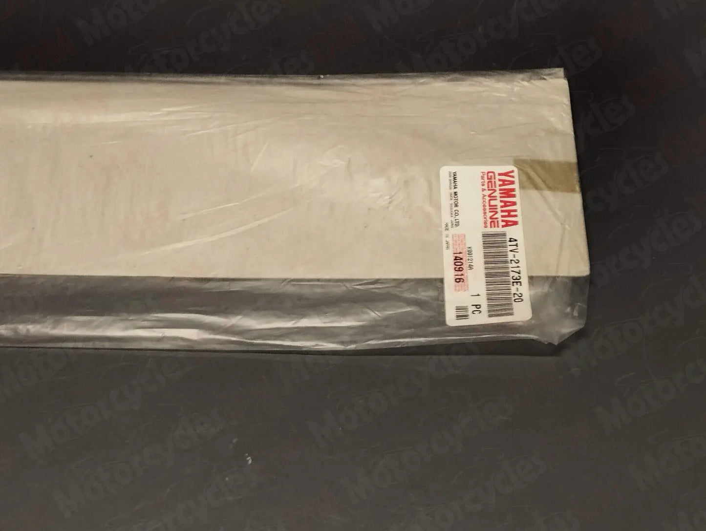 Yamaha genuine new yzf 600 r rm graphic 1 sticker decal pn 4tv-2173e-20