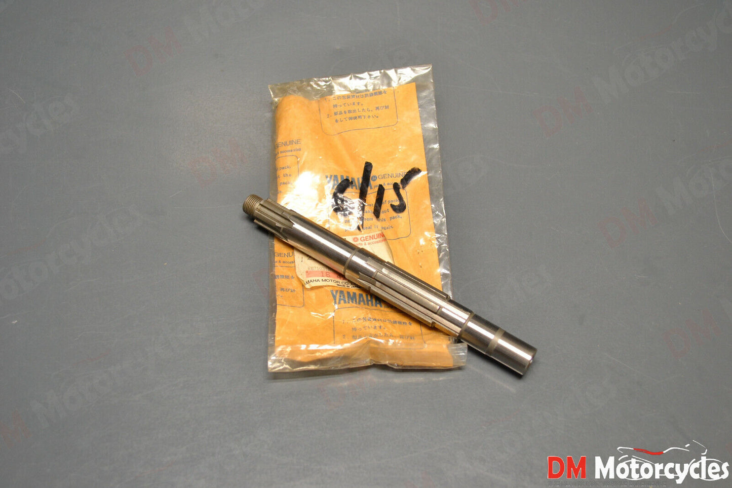 Yamaha genuine nos yb 125 1975 main axle pn 227-17411-00