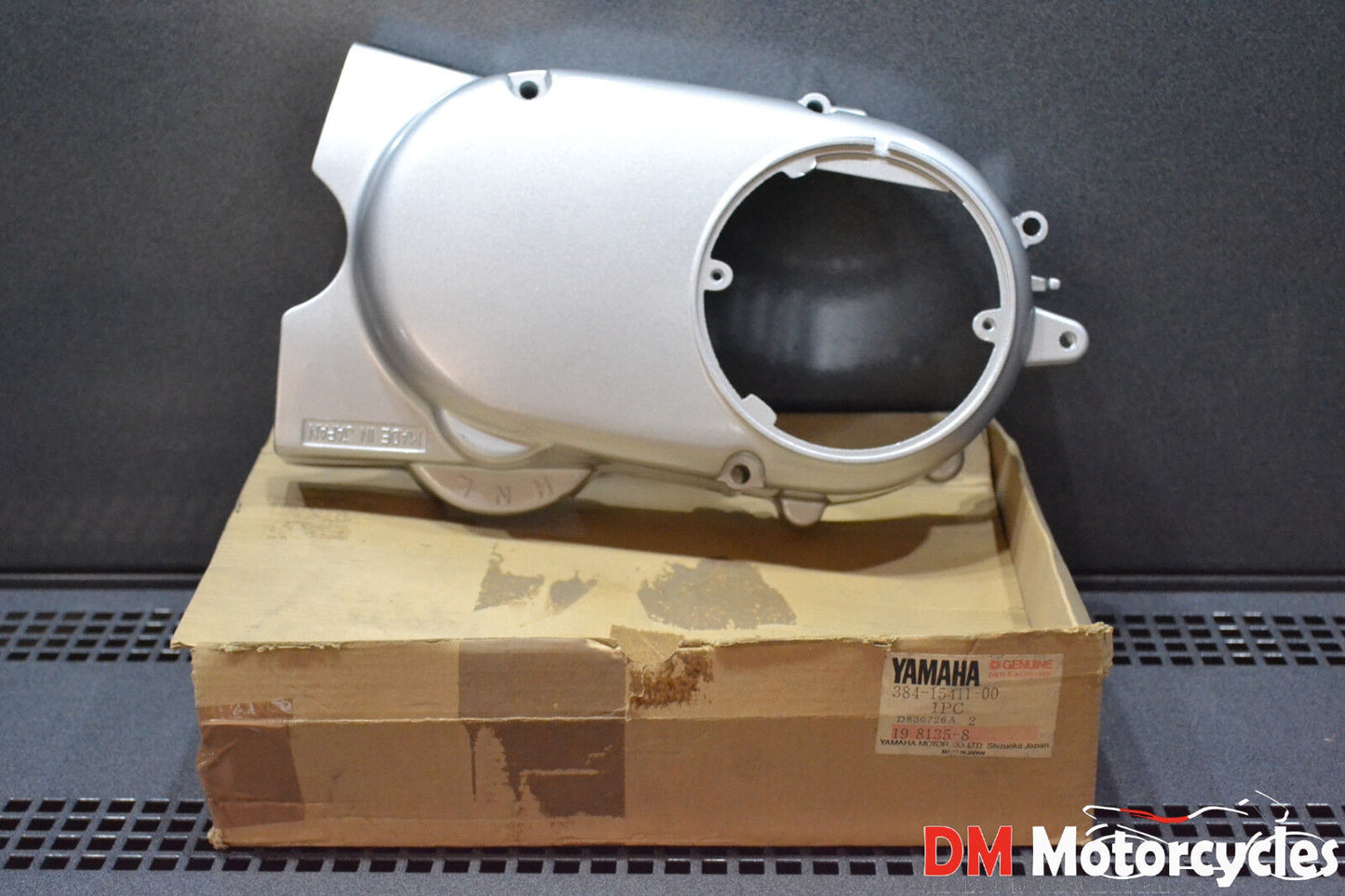 Yamaha genuine nos v75 v50 mate crankcase cover pn 384-15411-00