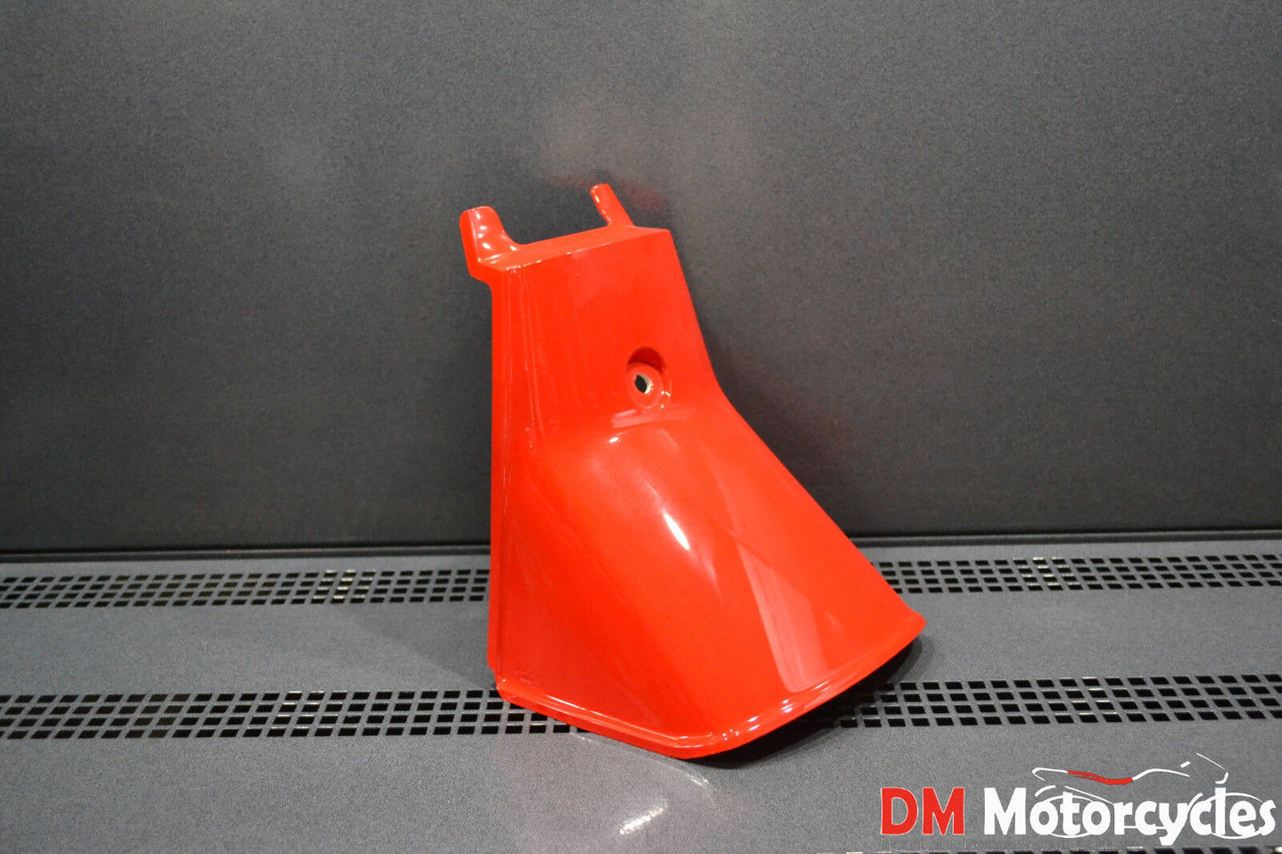 YAMAHA GENUINE NOS PASSOL 2 REAR PLASTIC COVER PN 25K-21711-00-E1