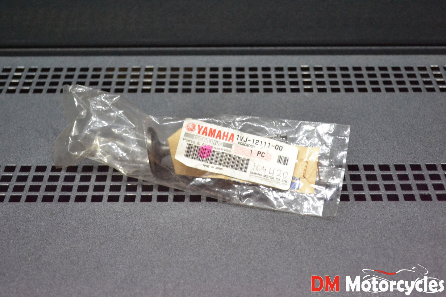 Yamaha genuine new xt600 xt 600 1990 - 1995 intake valve pn 1vj-12111-00