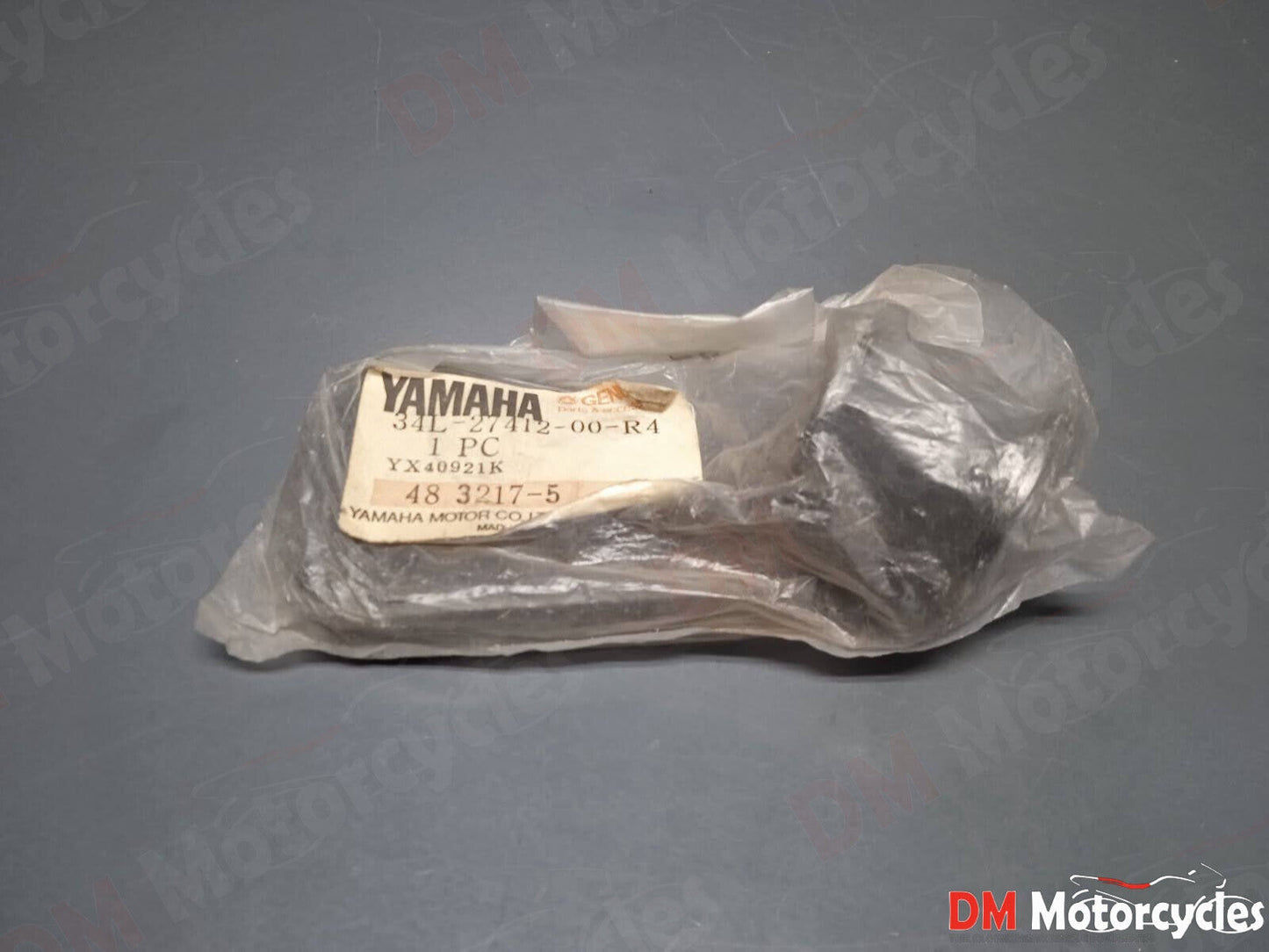 Yamaha genuine nos xt 600 footrest bracket pn 34l-27412-00-r4