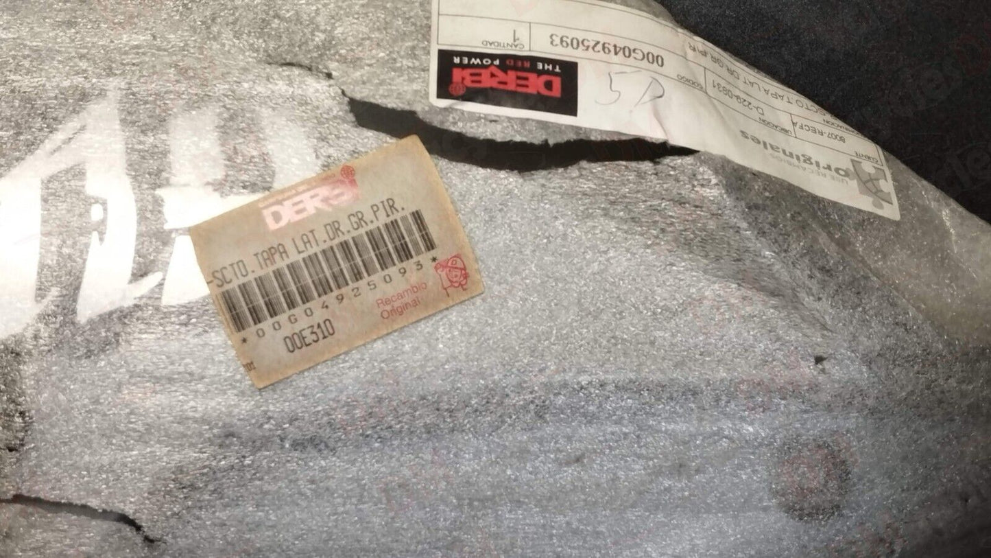 Derbi genuine new Hunter right side panel pn 00g004925093