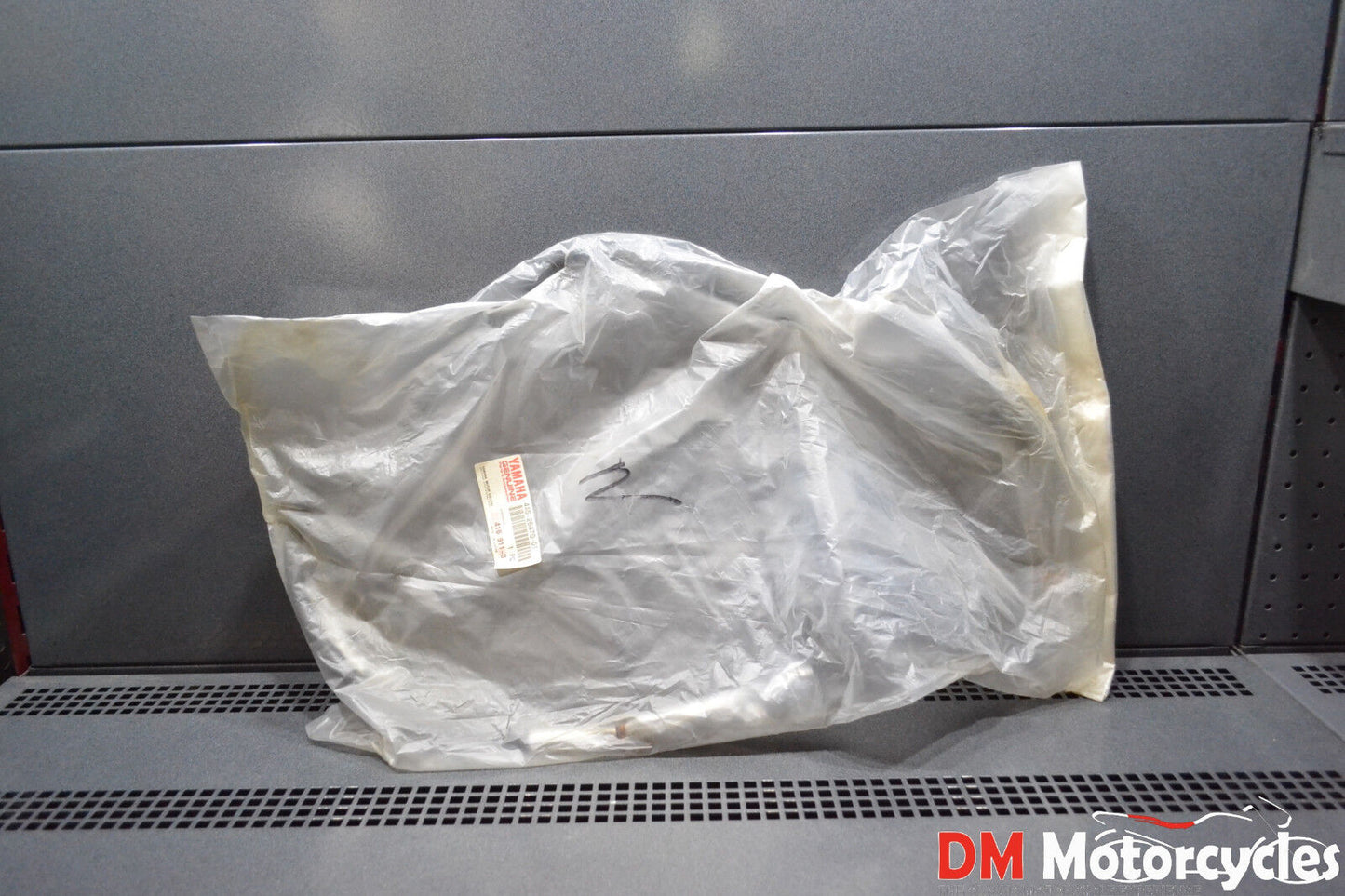 Yamaha genuine nos fz750p fz 750 1FN police 1985 brake hose pn 4as-26470-01
