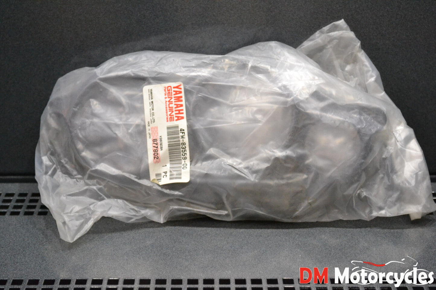 YAMAHA GENUINE NEW FZR1000 YZF600 YZF750 METER COVER PN 4FM-83559-00