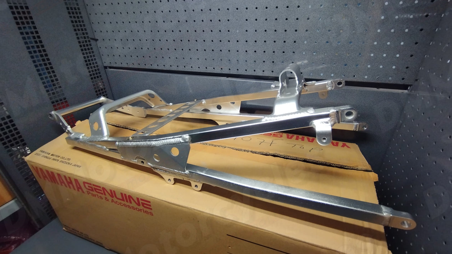 Yamaha genuine new YZF R6 2001 2002 subframe pn 5eb-21190-01