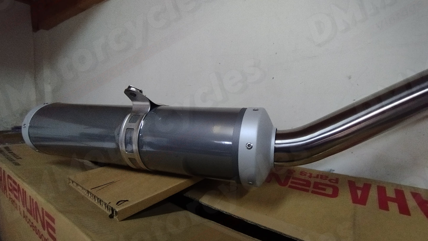Yamaha genuine new yzf R1 2002 exhaust system pn 5PW-14710-00