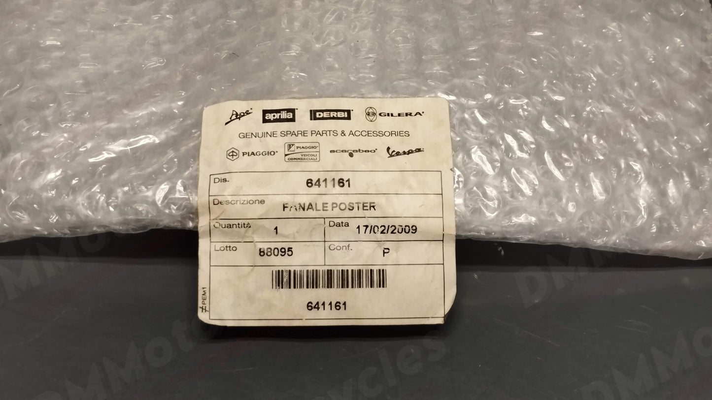 Piaggio genuine new boulevard and fly 50 100 125 150 zip&zap rear brake taillight pn 641161