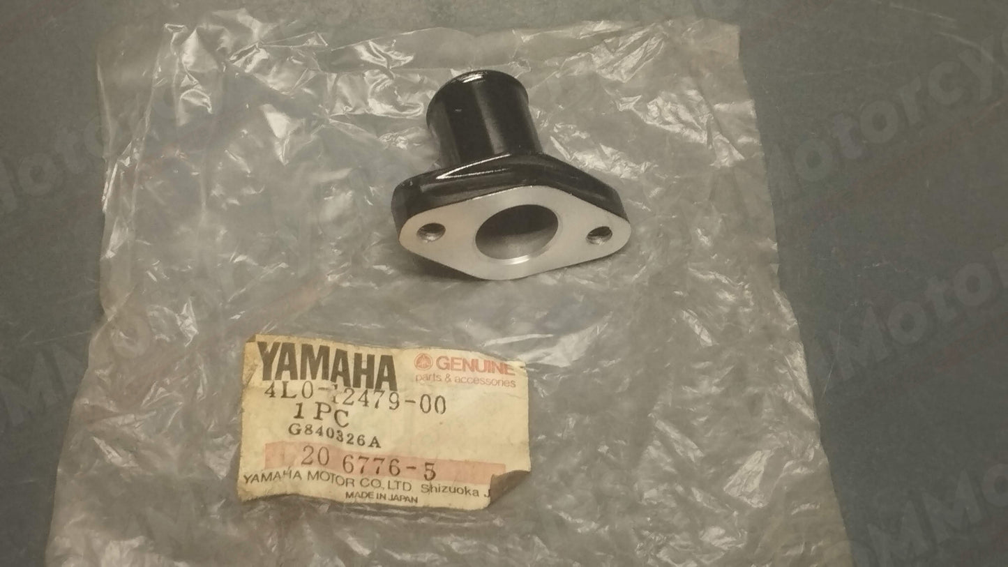 Yamaha genuine new rd350 1981-91 rz250 1983-88 radiator hose joint pn 4L0-12479-00