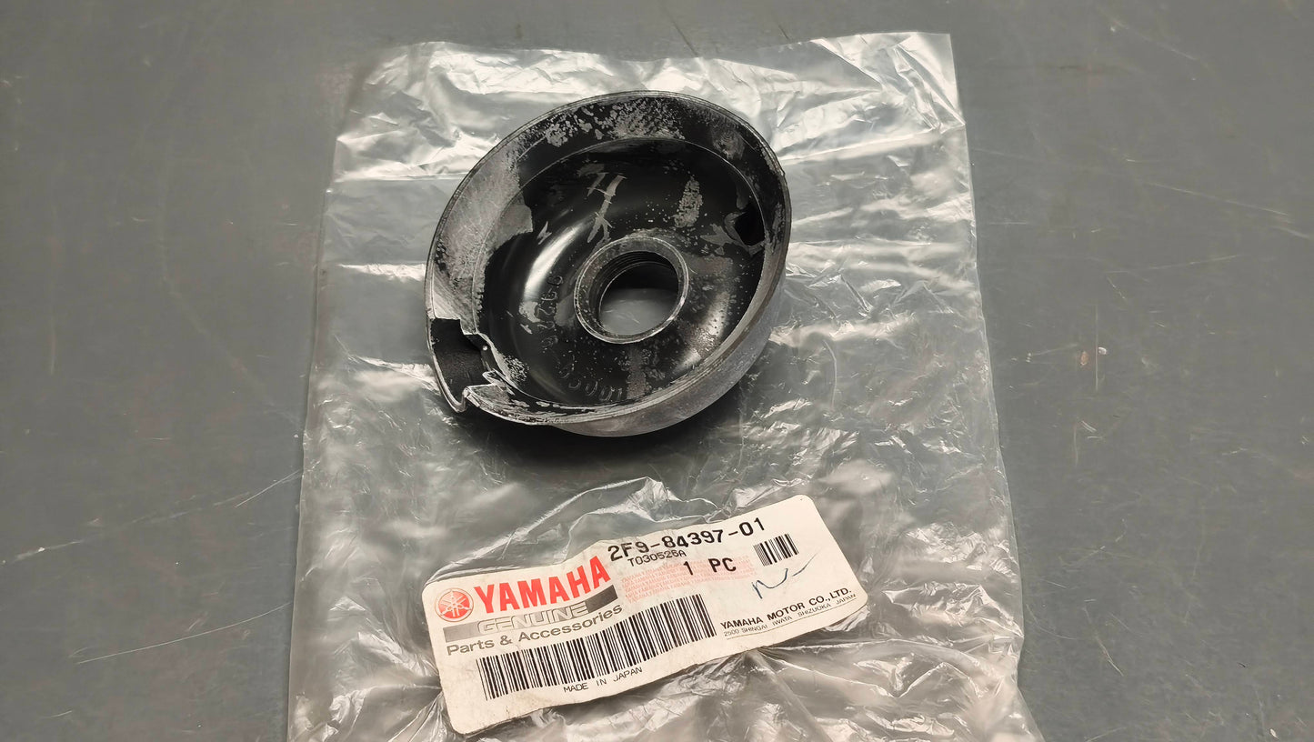 Genuine Yamaha Headlight Bulb Socket 2F9-84397-00