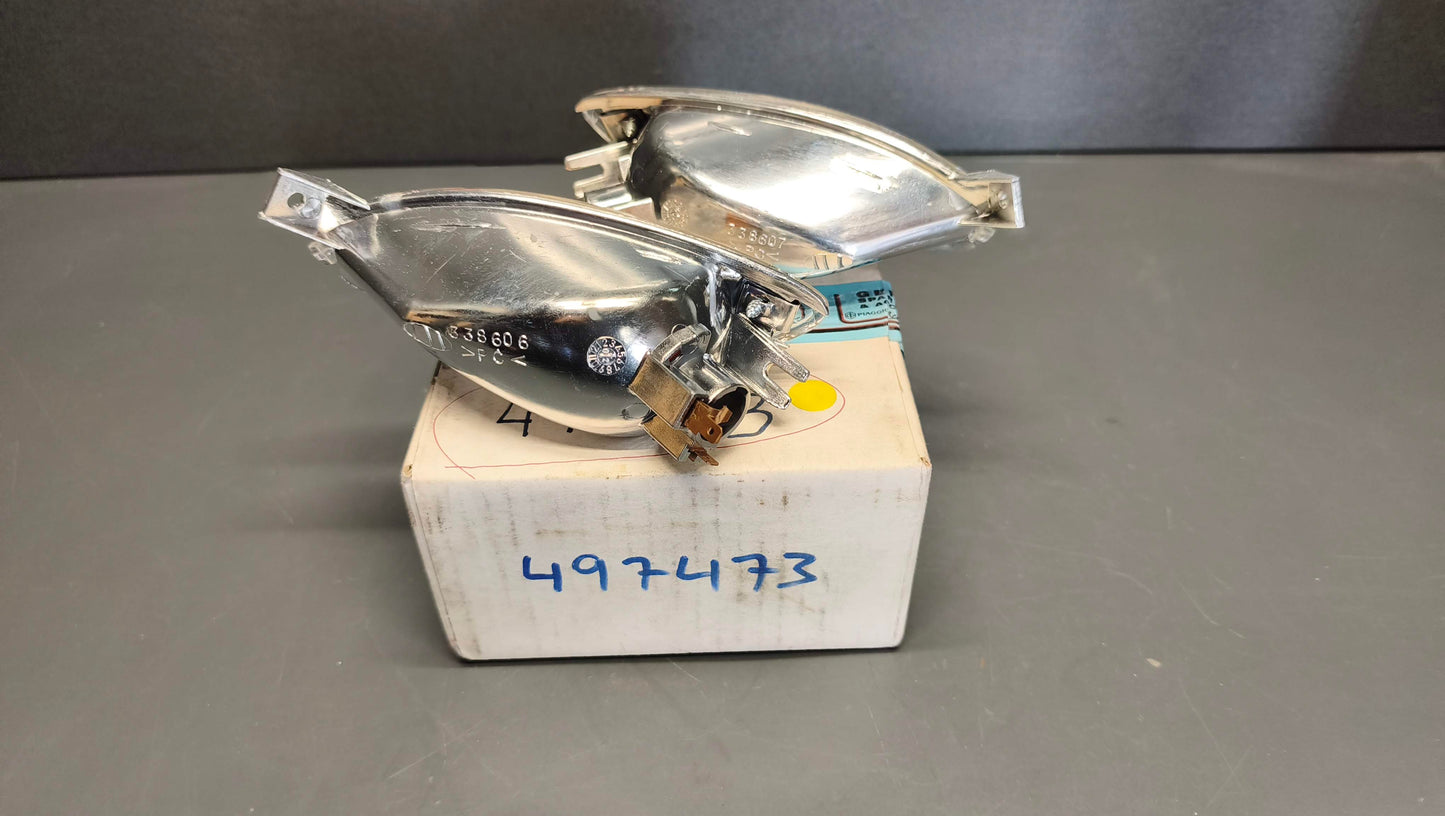 Piaggio Beverly Front right and left Indicators 497473