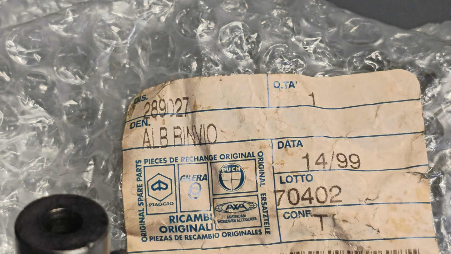 Genuine Piaggio 50cc Transmission Intermediate Lay Shaft Gear Z15-39 (289027)