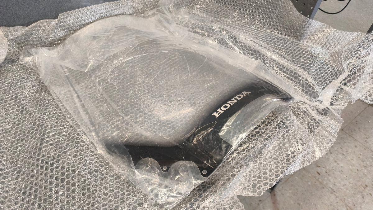 Honda Genuine Silver Wing FSC600 Windshield Screen 67101-MGF-305
