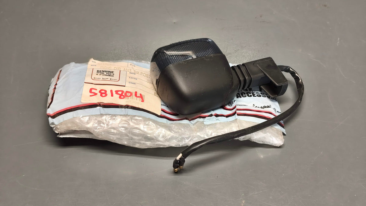 Piaggio Genuine Gilera DNA NRG Power Front Right Rear Left Indicator 581804