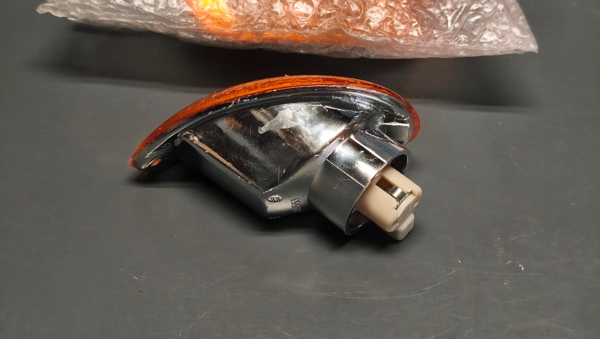 Piaggio Genuine Vespa ET2 ET4 Rear Left Indicator 338563