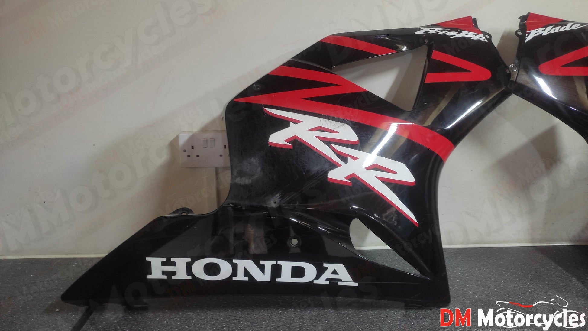 Honda genuine used cbr 929 left and right lower fairings