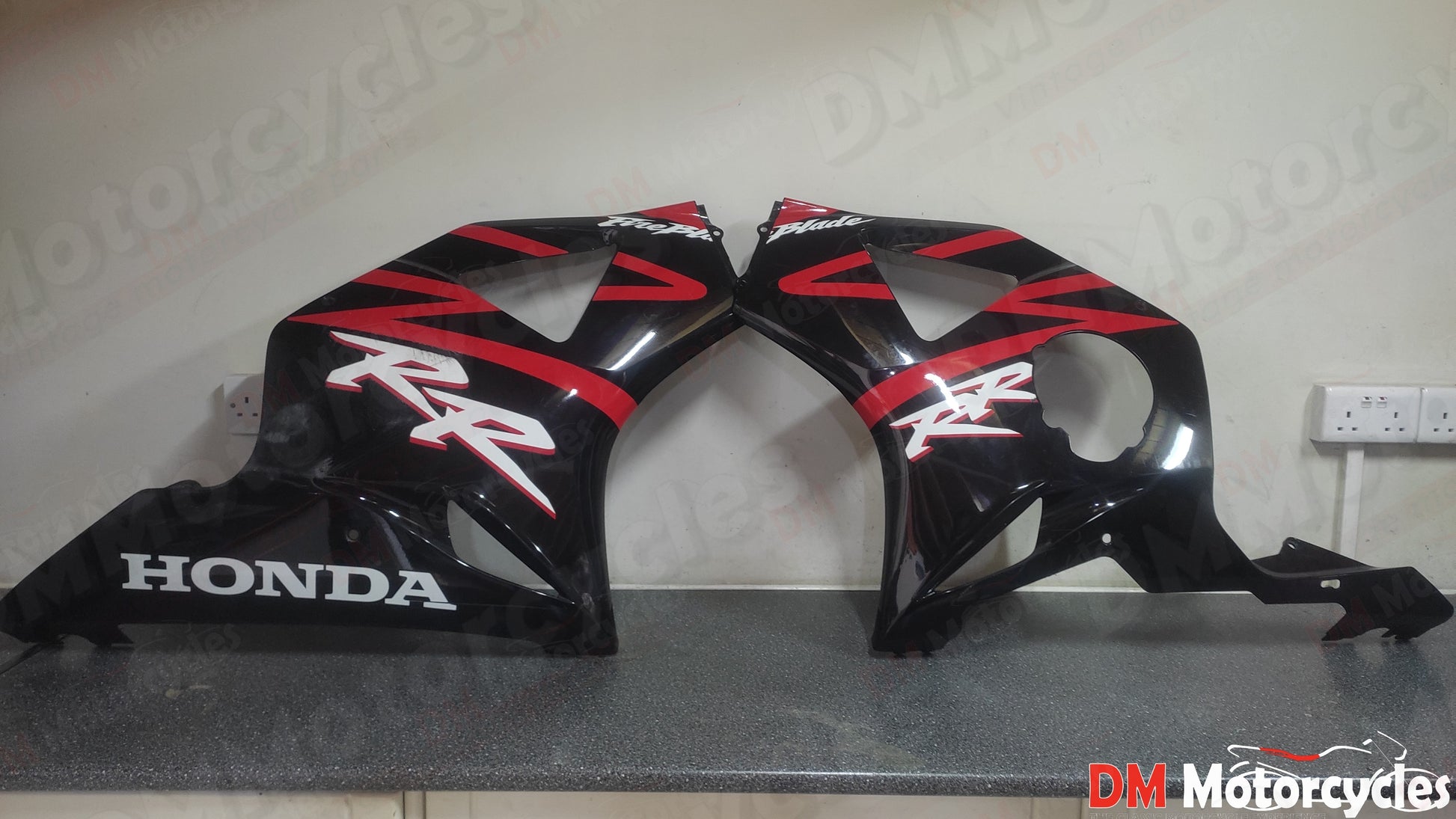 Honda genuine used cbr 929 left and right lower fairings