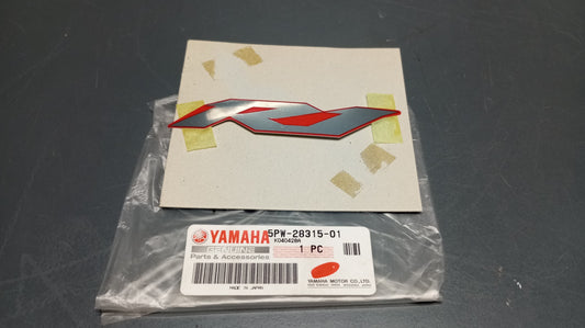 Yamaha genuine new yzf r1 2003 emblem decal pn 5pw-28315-01