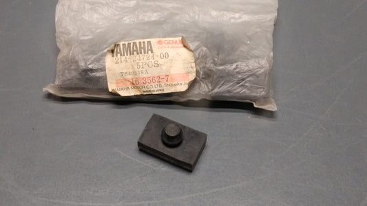 Yamaha genuine nos dt lb rd tx ty sr ct seat damper pn 214-24724-00 - Www.dm-motorcycles.com