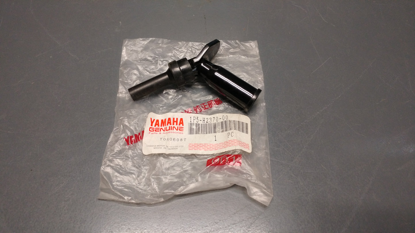 Yamaha genuine new xc125 cygnus 2007-11 yw125 2009-11 spark plug cap pn 1p5-h2370-00