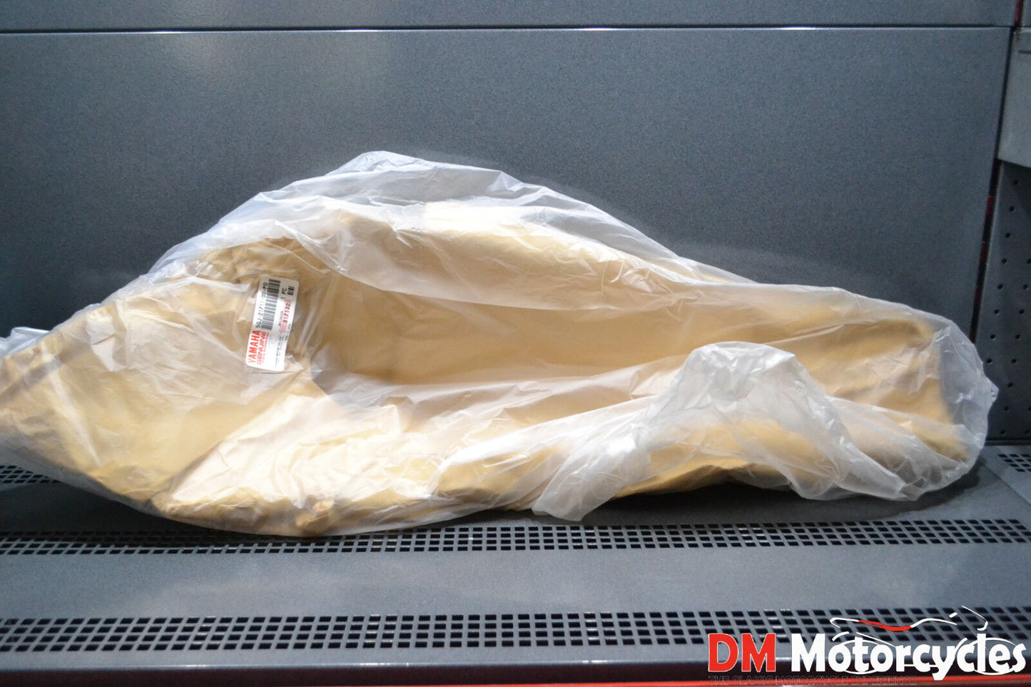 Yamaha genuine new xp 500 tmax 500 2001 2007 side cover pn 5gj-21711-00-p0