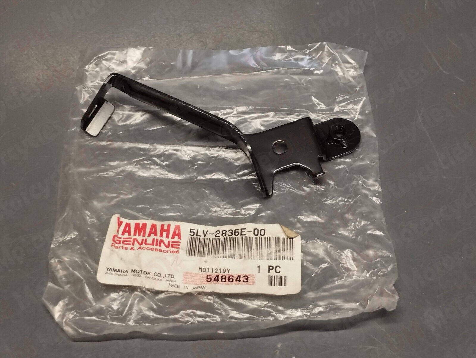 Yamaha genuine new fzs 1000 fazer fz1 bracket 2 pn 5lv-2836e-00